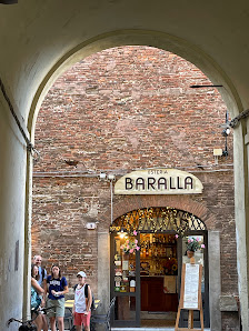 Piazza dell'Anfiteatro thumb 6